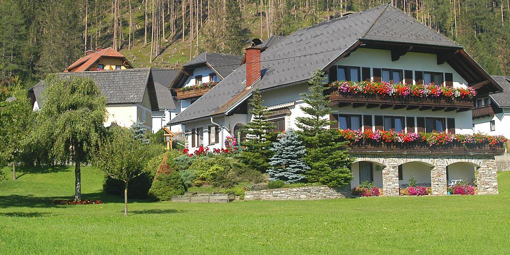 Gastehaus Trattner Hotel Mauterndorf  Esterno foto
